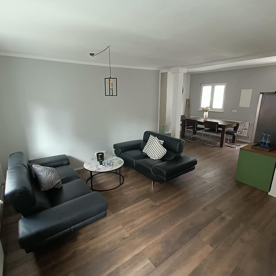 Apartments & Moeblierte Zimmer In Kahl Am Main, Kontaktloser Self Check-In, W-Lan, Schreibtisch, Duschbad, Kuechenzeile, Pkw-Plaetze Exterior foto